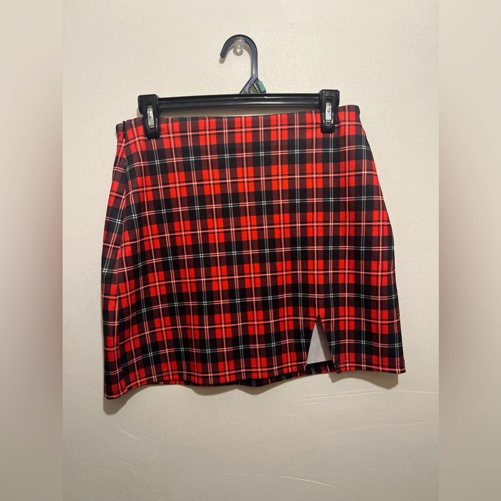 Split hem bodycon mini skirt
